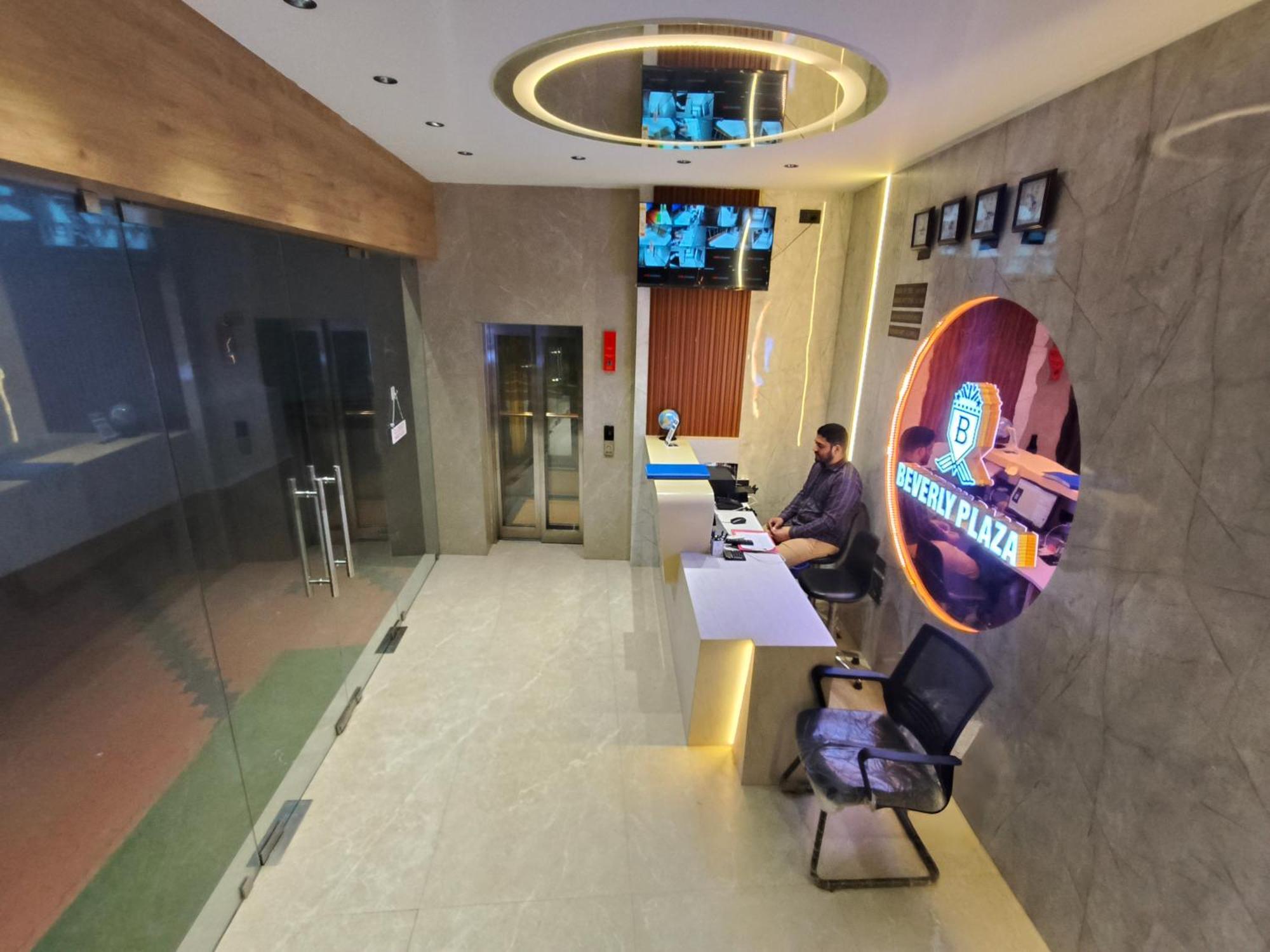 Hotel Beverly Plaza โคชิโคด ภายนอก รูปภาพ